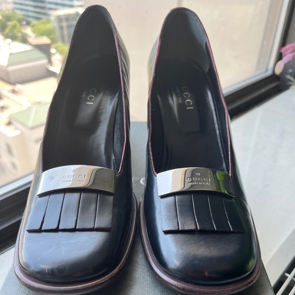 Gucci heels - never worn! - Picture 1 of 7
